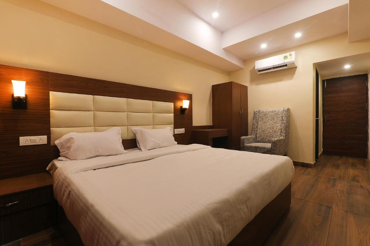 Fabhotel Blueark Lucknow Zewnętrze zdjęcie