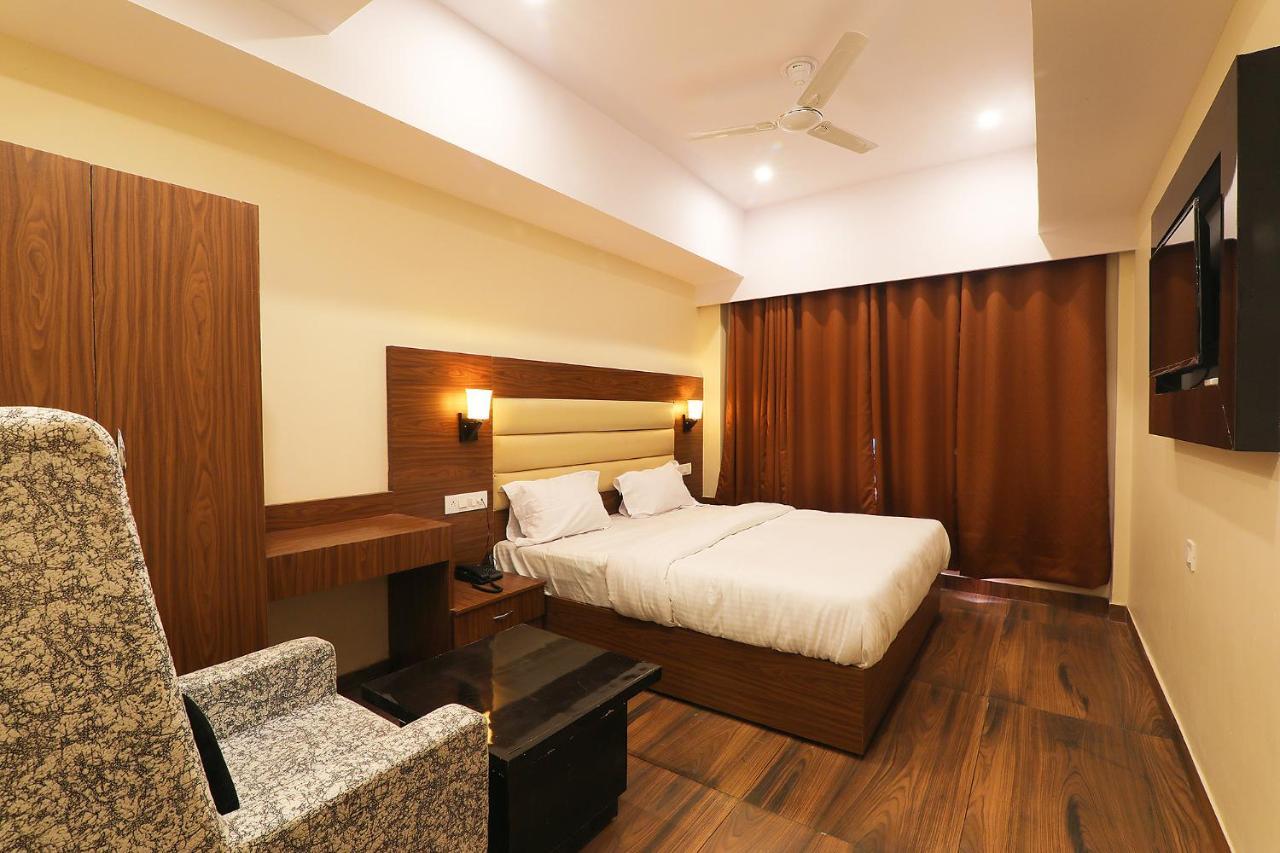 Fabhotel Blueark Lucknow Zewnętrze zdjęcie