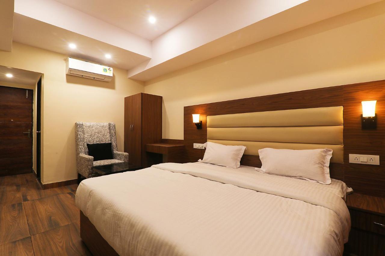 Fabhotel Blueark Lucknow Zewnętrze zdjęcie